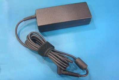 HP 684792-001 Adapter And Inversor Power Indoor 65W Black — image 1